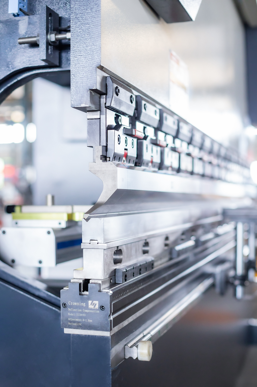 100t Hydraulic Cnc Brake Press Crowning Cnc Press Brake Delem 100t Hidraulice Cnc Frana Presa Incoronare Cnc Presa Frana Delem