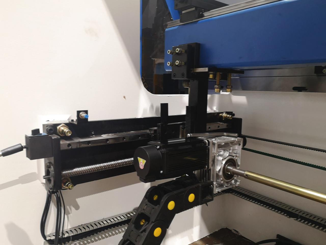 160t-4000 4-axis Cnc Hydraulic Bending Machine Press Brake 160t-4000 cu 4 axe Cnc mașină de îndoit hidraulic presa frana