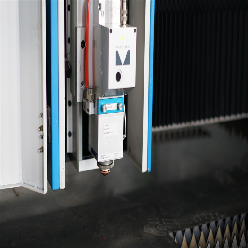 2000w Metal Laser Cutter Cnc Tablă Fibră Laser Cutter