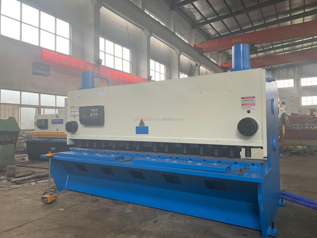 4mmx2500 Hydraulic Shearing Steel Plate Cutting Machinery Steel Plate Shear 4mmx2500 Forfecare hidraulică Placi de oțel Mașini de tăiat Forfecare plăci de oțel