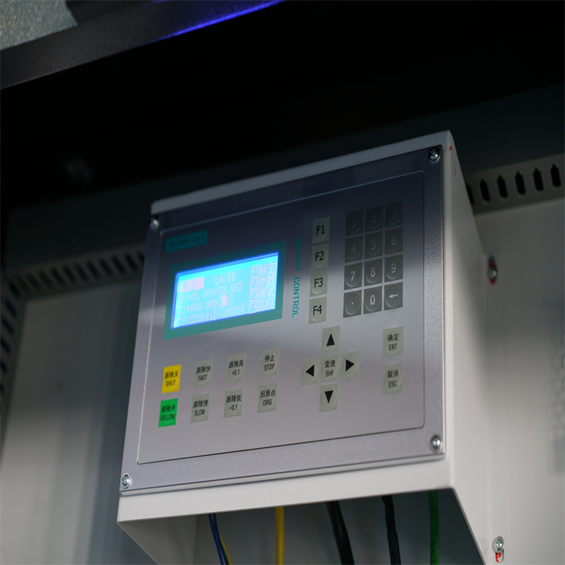 Mașină de tăiat cu laser cu fibre metalice din oțel de 5 mm Preț pentru plăci de tablă CNC