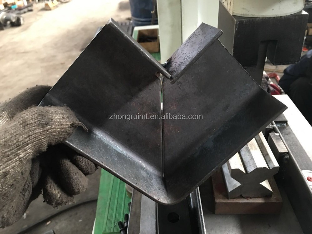 60t Q35-16 Hydraulic Ironworker Shearing Punching Bending And Notching Machine 60t Q35-16 Mașină hidraulică de îndoit și crestat