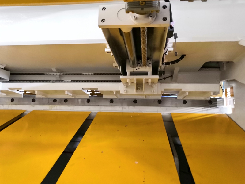 6mm Q11 Electric Sheet Plate Shearing Machine 8 Feet Sheet Metal Shearing Machine Mașină electrică de tuns tablă Q11 de 6 mm Mașină de tuns tablă de 8 picioare