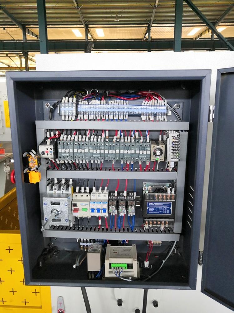 6mm Q11 Electric Sheet Plate Shearing Machine 8 Feet Sheet Metal Shearing Machine Mașină electrică de tuns tablă Q11 de 6 mm Mașină de tuns tablă de 8 picioare