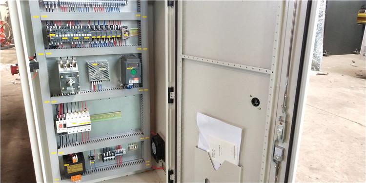 6mm*3200 Hydraulic Steel Plate Cutting Machinery Steel Plate Shearing Machine 6mm*3200 Mașini hidraulice de tăiat plăci de oțel Mașină de forfecare a plăcilor de oțel