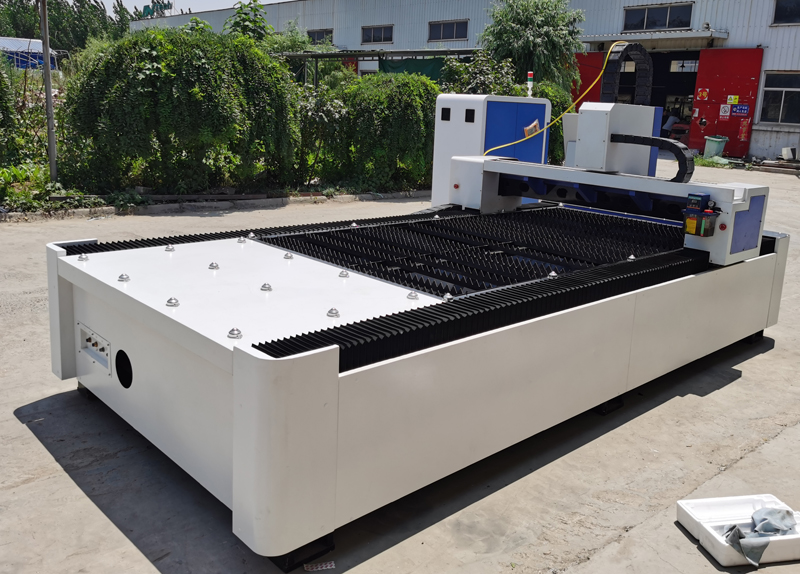 8mm 10mm Carbon Steel Laser Cutter 1530 4020 Cnc Fiber Laser Cutting Machine 8mm 10mm Cutter laser din oțel carbon 1530 4020 Mașină de tăiat cu laser cu fibre CNC