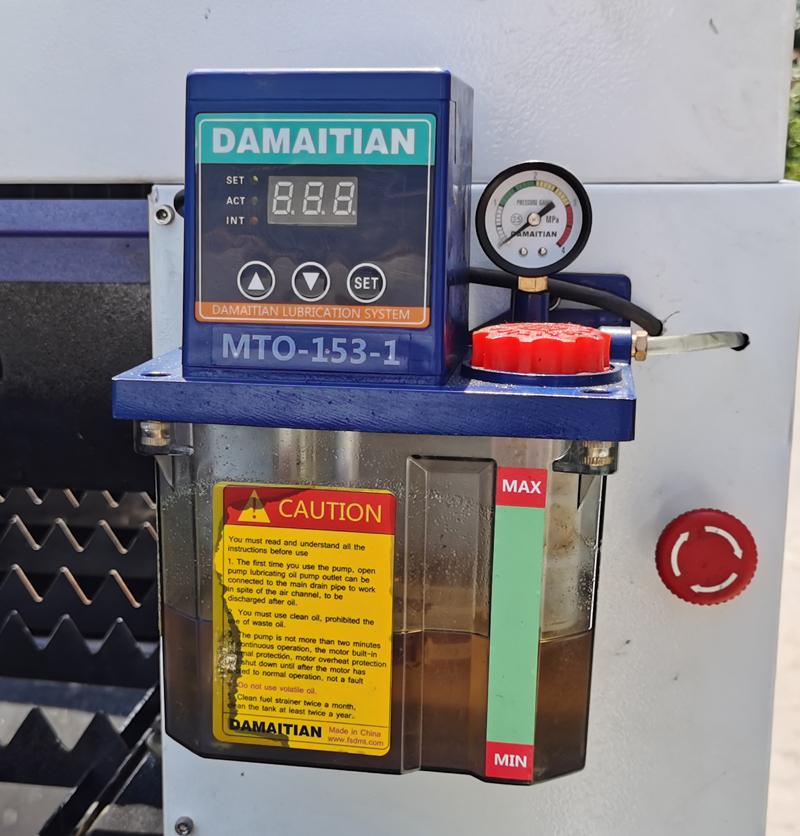 8mm 10mm Carbon Steel Laser Cutter 1530 4020 Cnc Fiber Laser Cutting Machine 8mm 10mm Cutter laser din oțel carbon 1530 4020 Mașină de tăiat cu laser cu fibre CNC