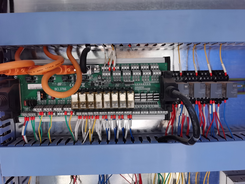 8mm 10mm Carbon Steel Laser Cutter 1530 4020 Cnc Fiber Laser Cutting Machine 8mm 10mm Cutter laser din oțel carbon 1530 4020 Mașină de tăiat cu laser cu fibre CNC