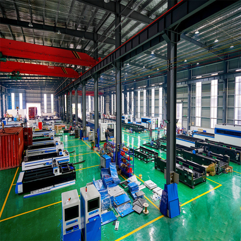 Mașină de tăiat cu laser cu fibre CNC de înaltă putere 3015 2000W 3