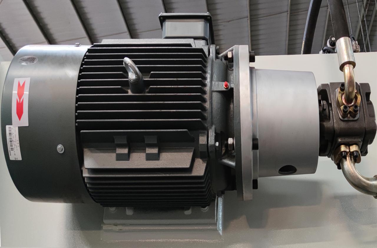 Da-66t Controller Cnc Presa Frana Hidraulica Pret Cu Sistem 3d Ecran Tactil