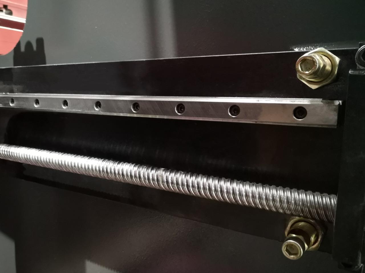 Delem Da66t 125 3+1 4+1 6+1 8+1 Cnc Hydraulic Press Brake For Metal Plate Bending Delem Da66t 125 3+1 4+1 6+1 8+1 Presa frana hidraulica CNC pentru indoirea placilor metalice