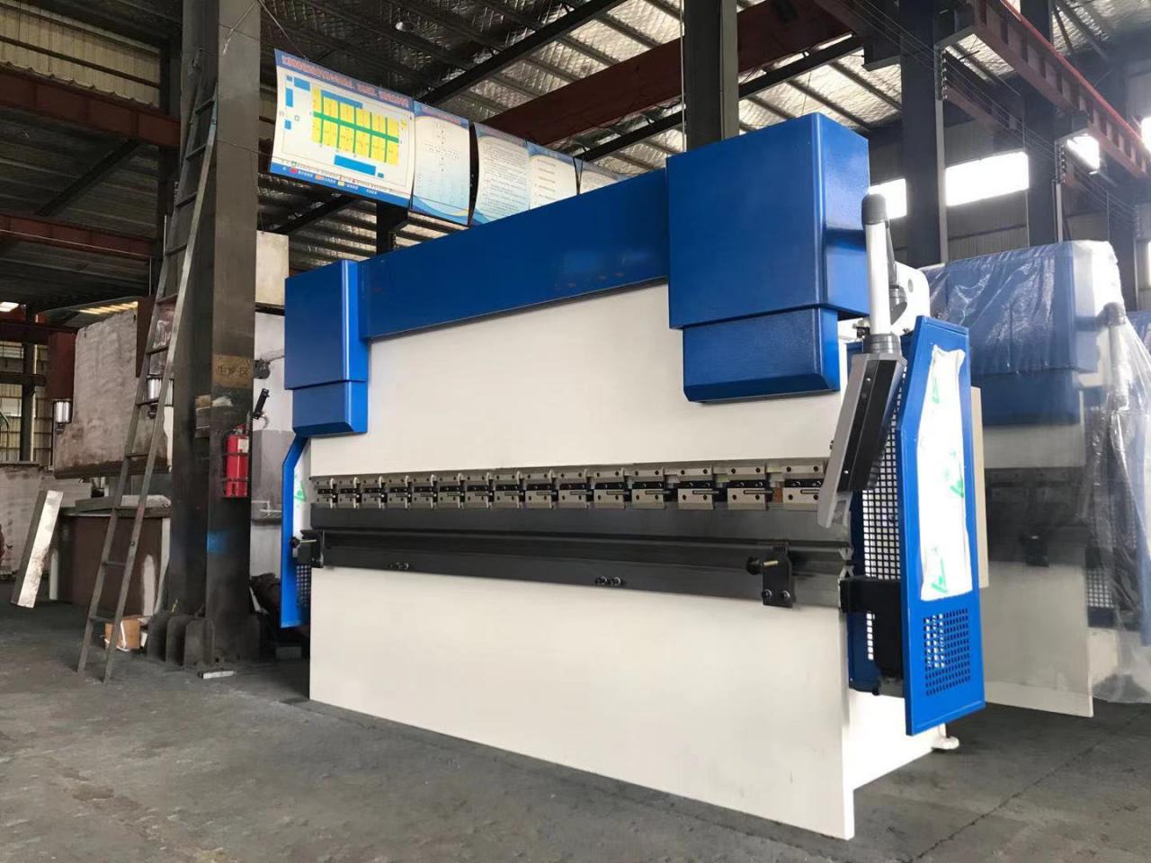 Wc67y-65/2500 Oem Hydraulic Press Brake Machine Steel Bending Machine Wc67y-65/2500 Mașină de îndoit pentru oțel pentru presă hidraulică OEM