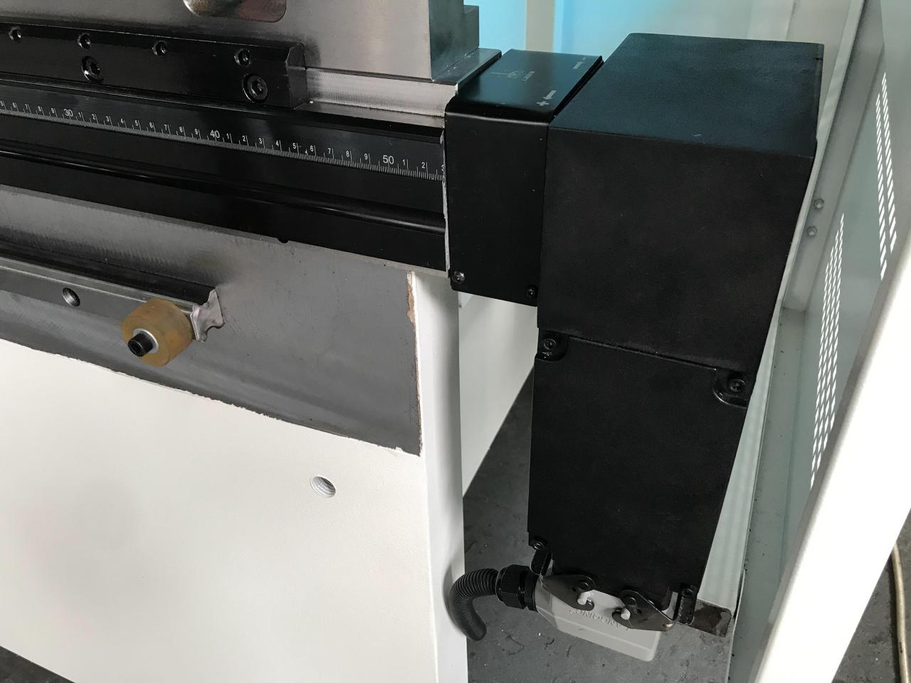 Wc67y-65/2500 Oem Hydraulic Press Brake Machine Steel Bending Machine Wc67y-65/2500 Mașină de îndoit pentru oțel pentru presă hidraulică OEM