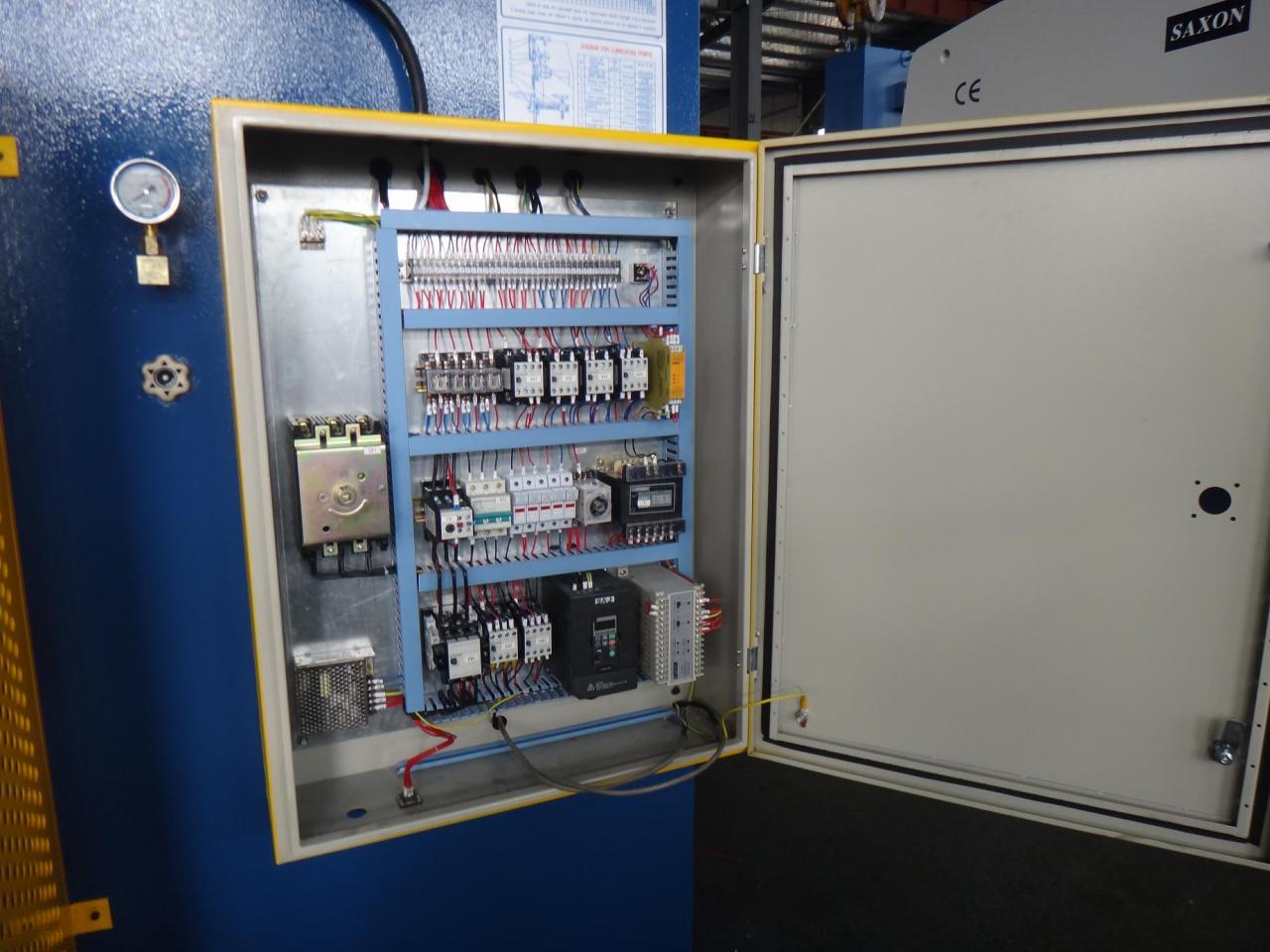 Wc67y-65/2500 Oem Hydraulic Press Brake Machine Steel Bending Machine Wc67y-65/2500 Mașină de îndoit pentru oțel pentru presă hidraulică OEM