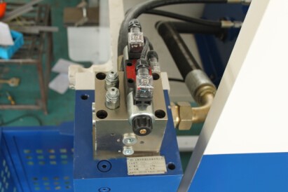 Wc67yk 80 100 160 200 Ton 3200mm E21 Nc Sheet Metal Oil Hydraulic Press Brake Price Wc67yk 80 100 160 200 Ton 3200mm E21 Nc Tablă Ulei Presă hidraulică Frână Preț