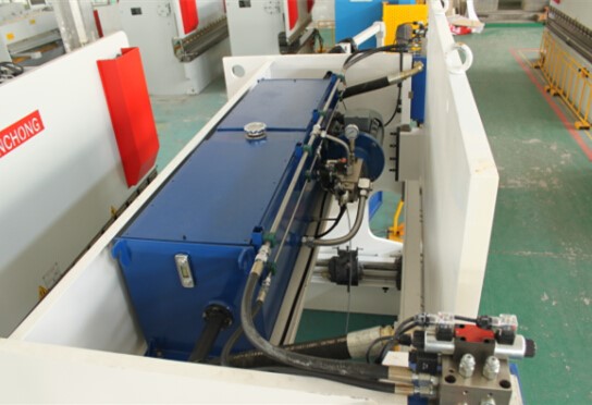 Wc67yk 80 100 160 200 Ton 3200mm E21 Nc Sheet Metal Oil Hydraulic Press Brake Price Wc67yk 80 100 160 200 Ton 3200mm E21 Nc Tablă Ulei Presă hidraulică Frână Preț